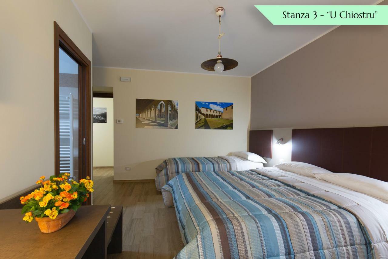 B&B Loreto Sant'Angelo di Brolo エクステリア 写真