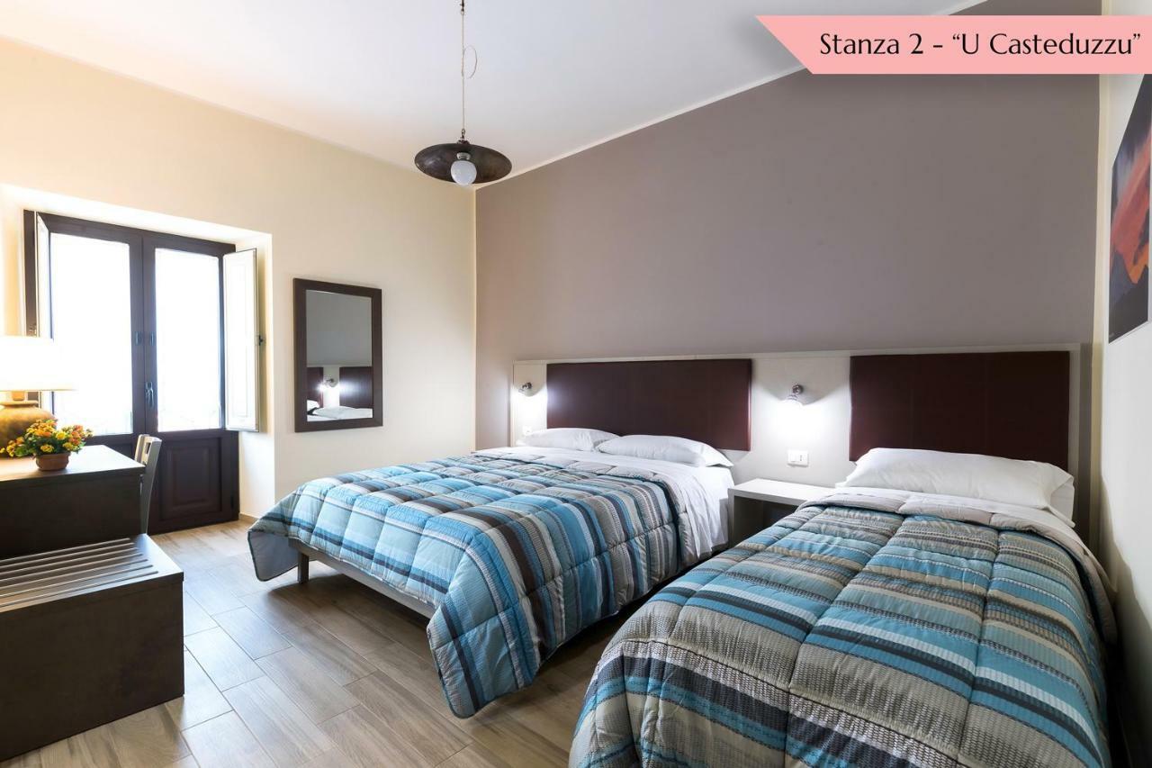 B&B Loreto Sant'Angelo di Brolo エクステリア 写真