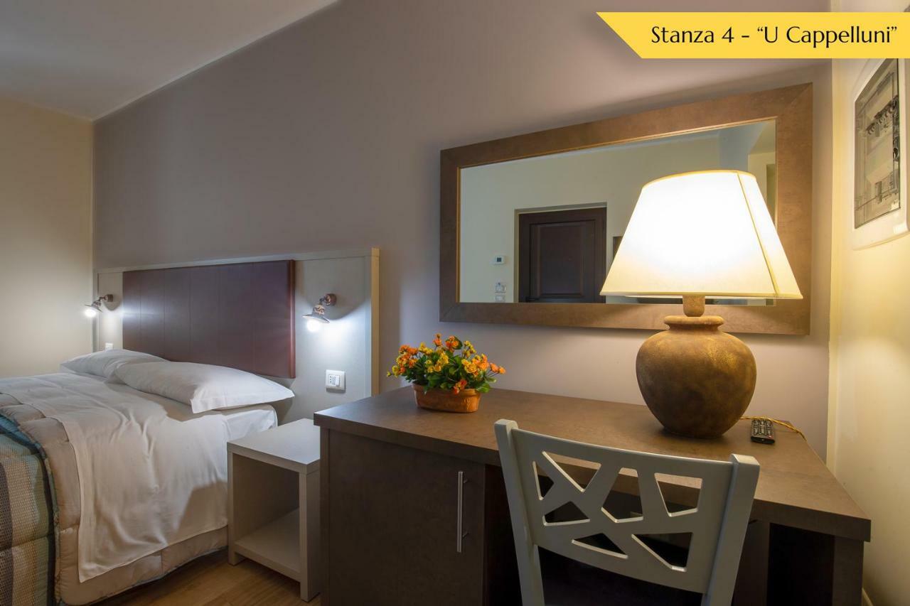 B&B Loreto Sant'Angelo di Brolo エクステリア 写真